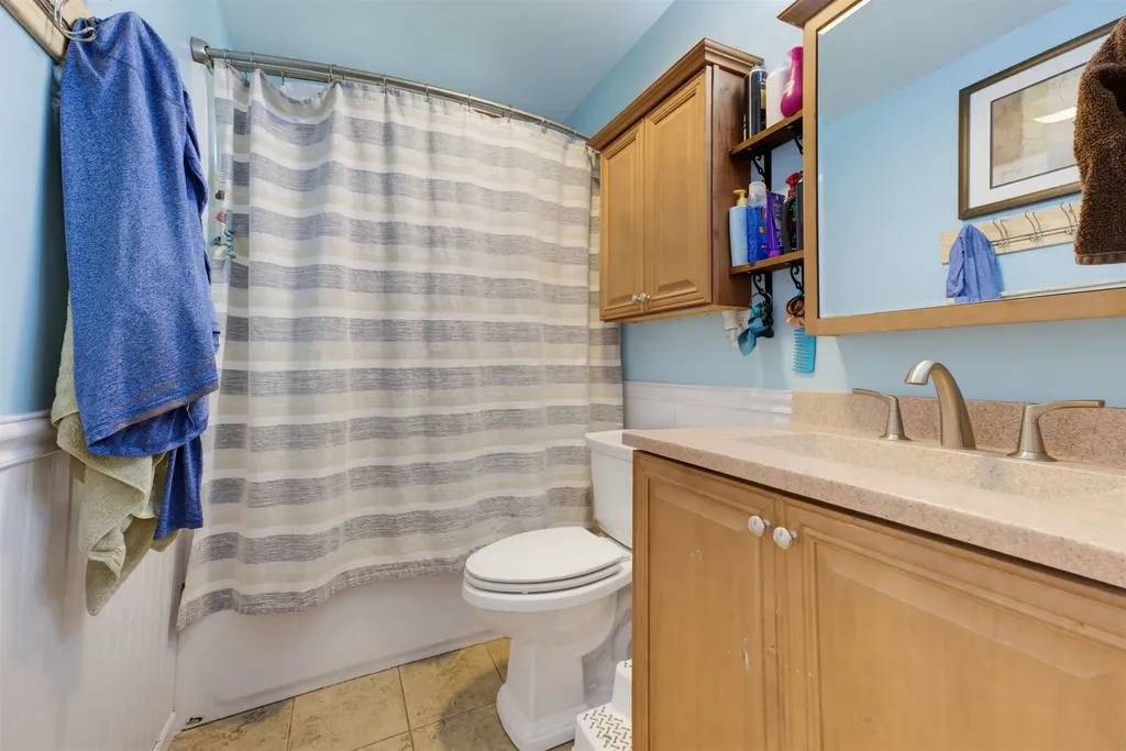 20 Kennedy Drive Keene NH 03431