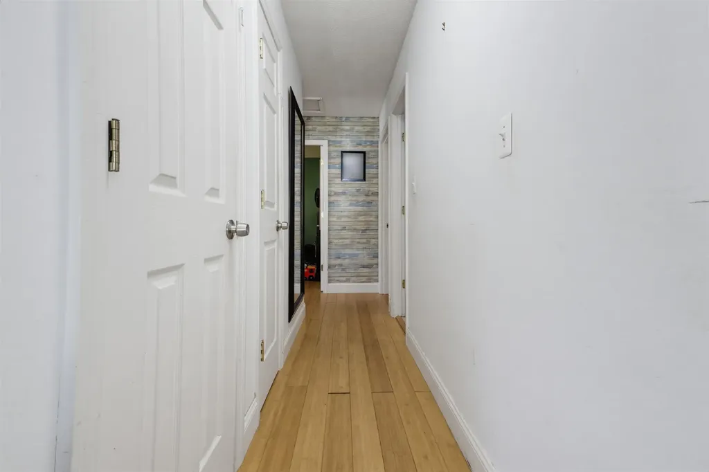 20 Kennedy Drive Keene NH 03431