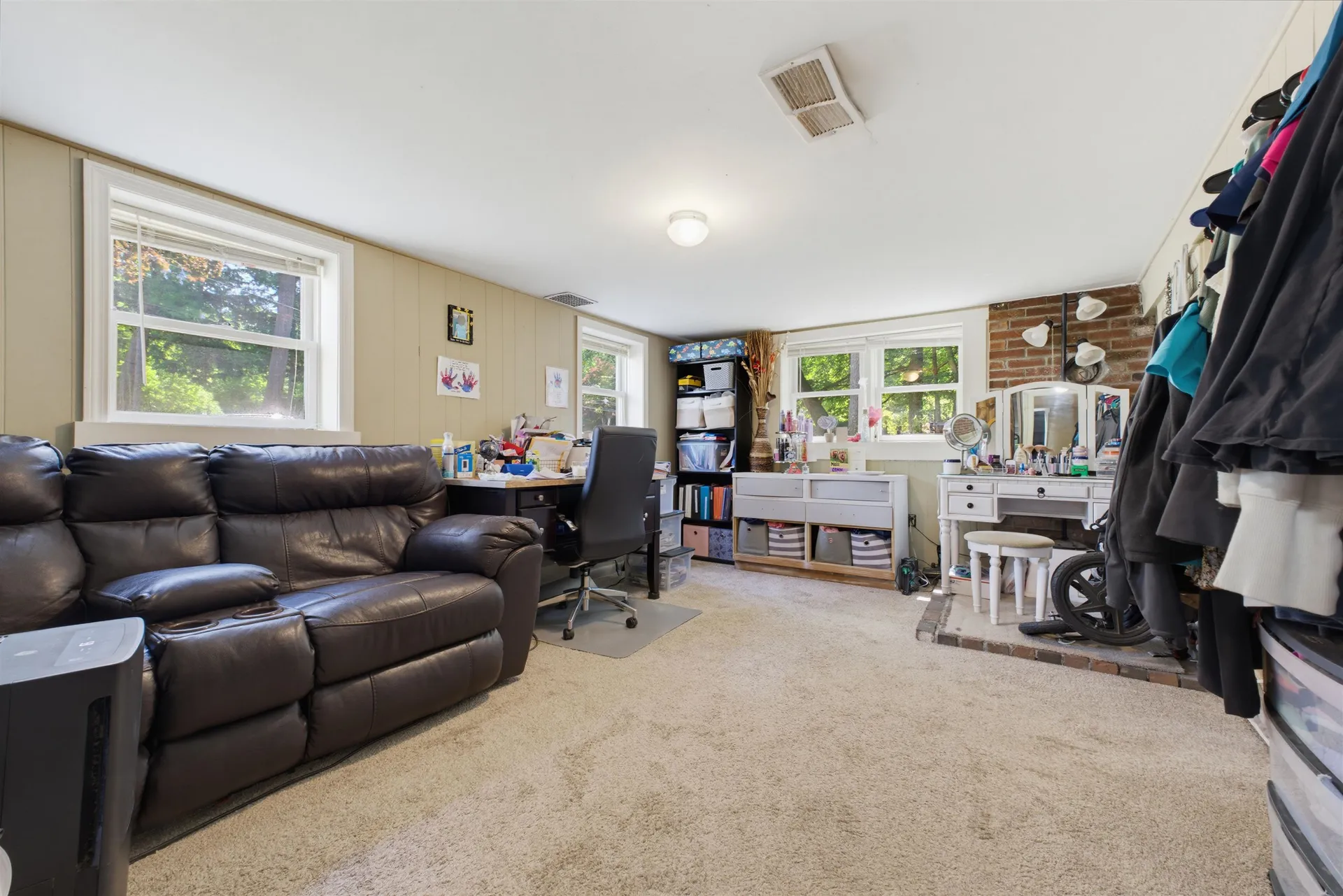 20 Kennedy Drive Keene NH 03431