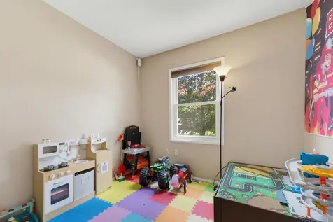 20 Kennedy Drive Keene NH 03431
