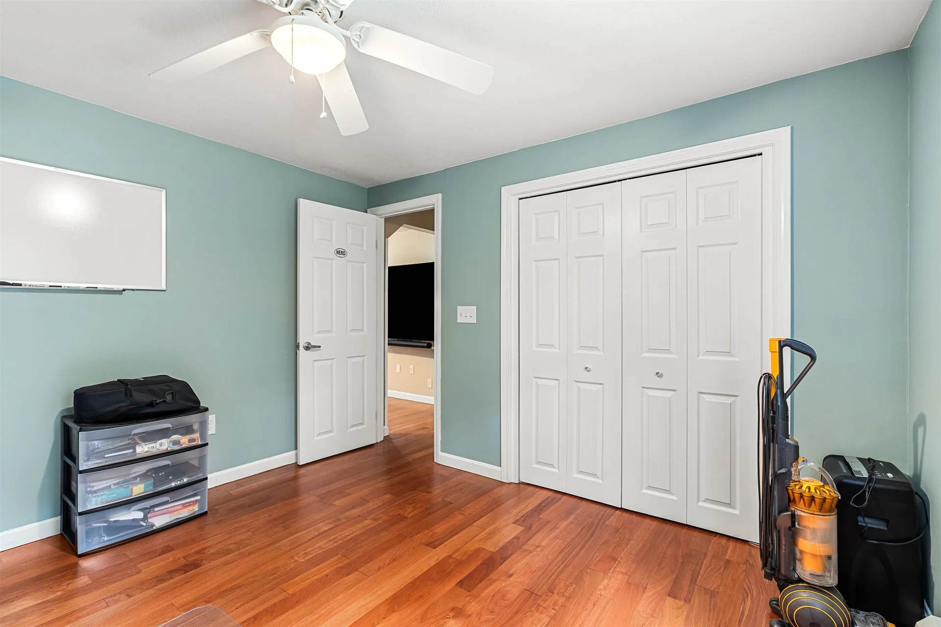 9 Kelley Road Londonderry NH 03053