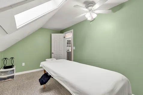 9 Kelley Road Londonderry NH 03053