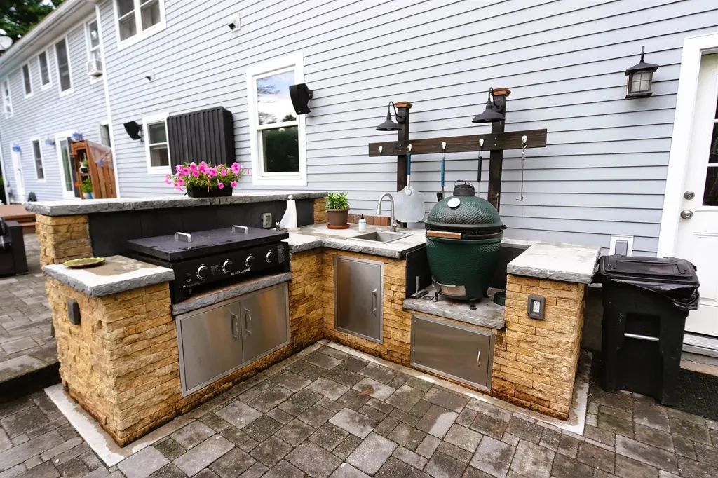 33 Queens Road Keene NH 03431