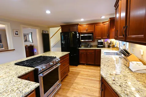 33 Queens Road Keene NH 03431