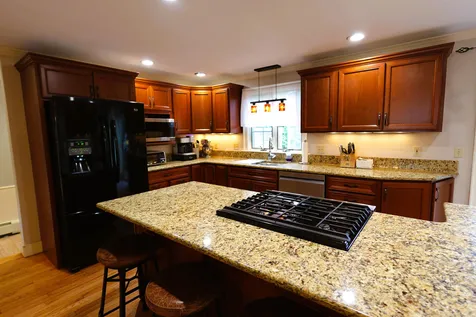 33 Queens Road Keene NH 03431