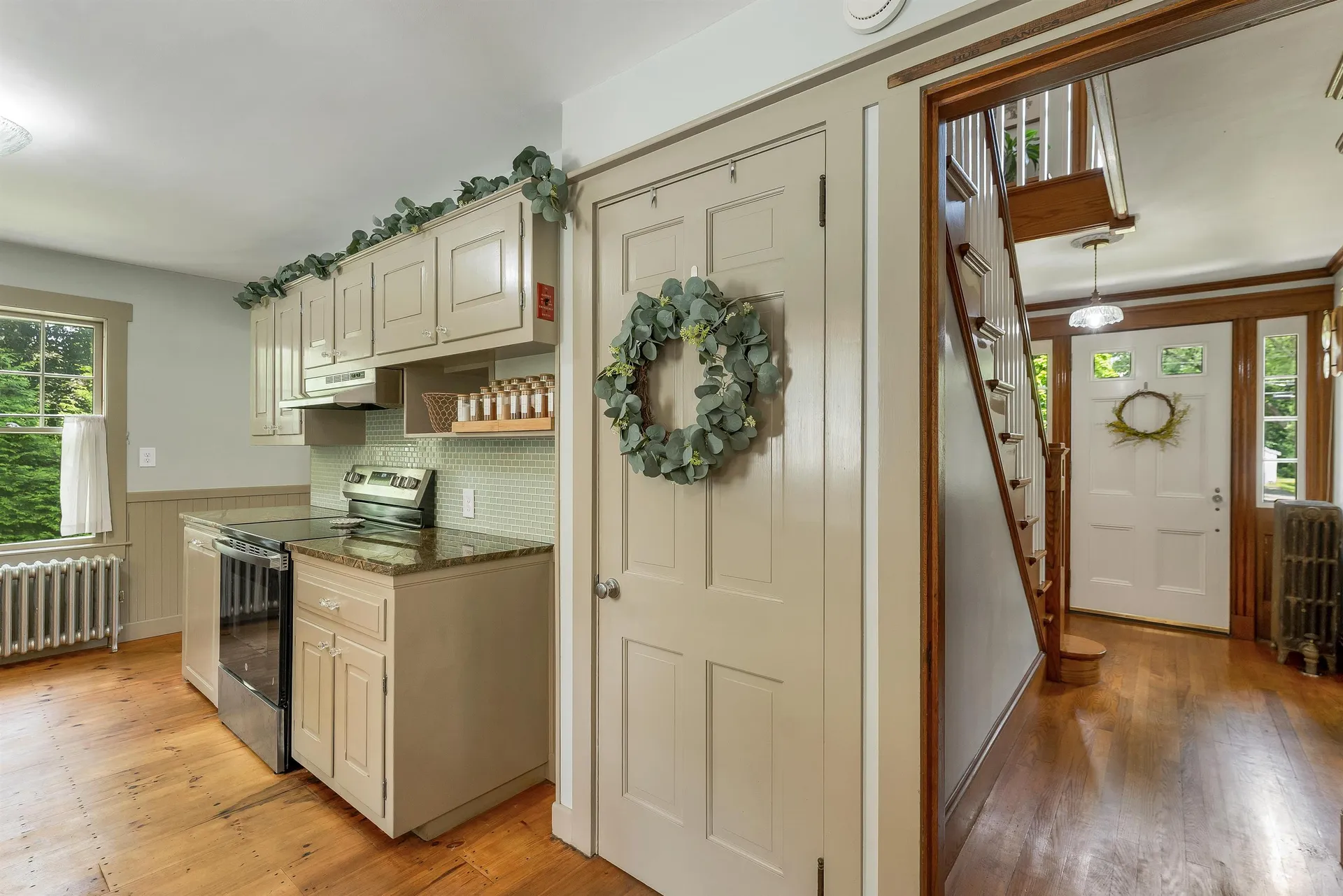 23 West Main Street Newton NH 03859