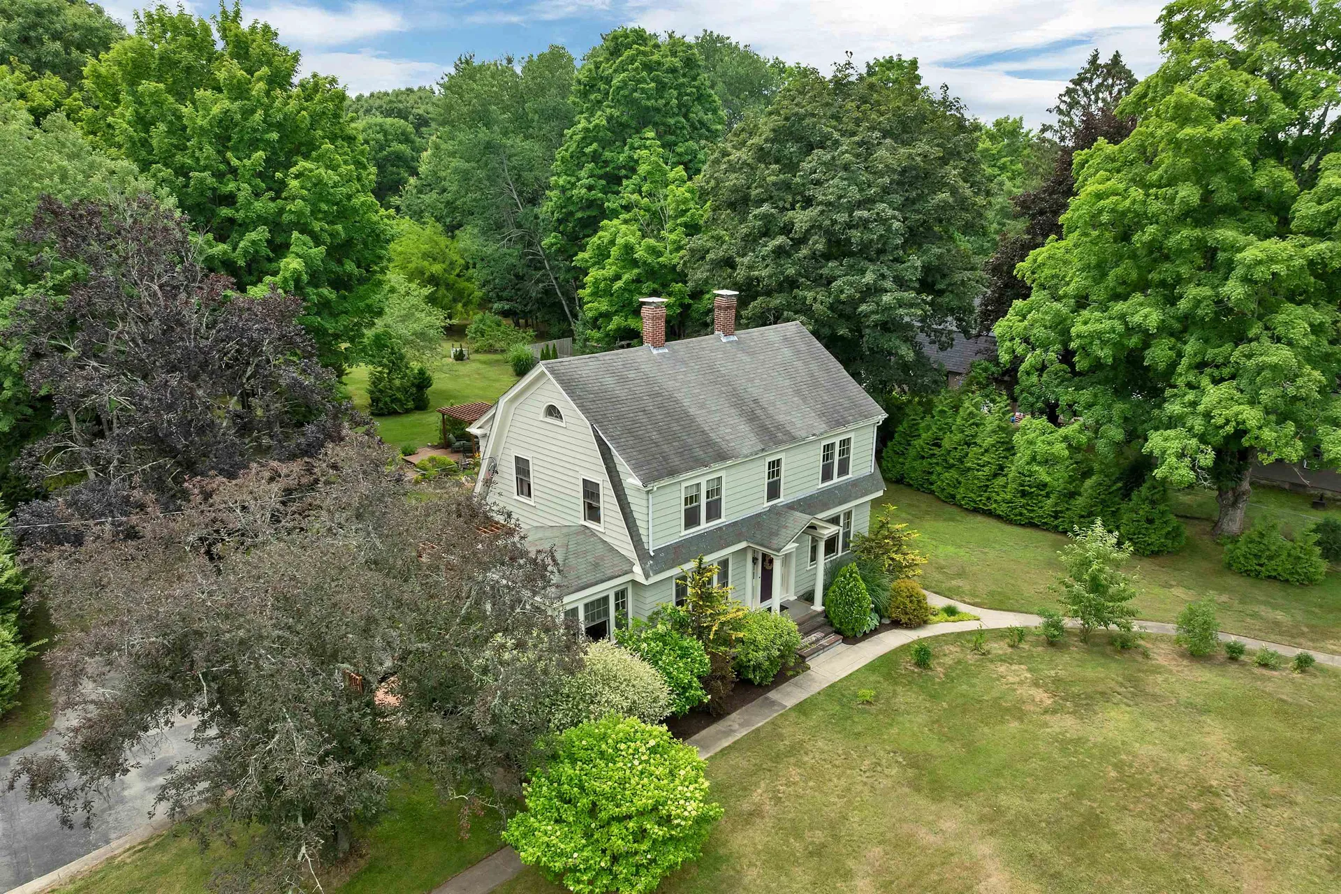 23 West Main Street Newton NH 03859