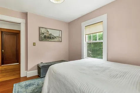 23 West Main Street Newton NH 03859