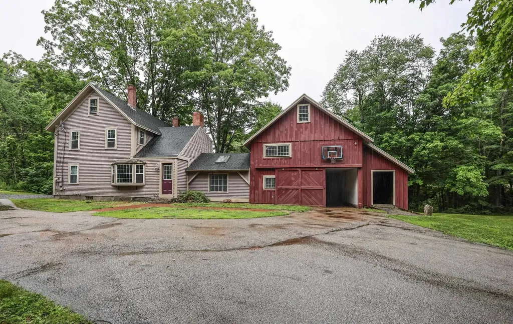 3 Depot Street New Boston NH 03070