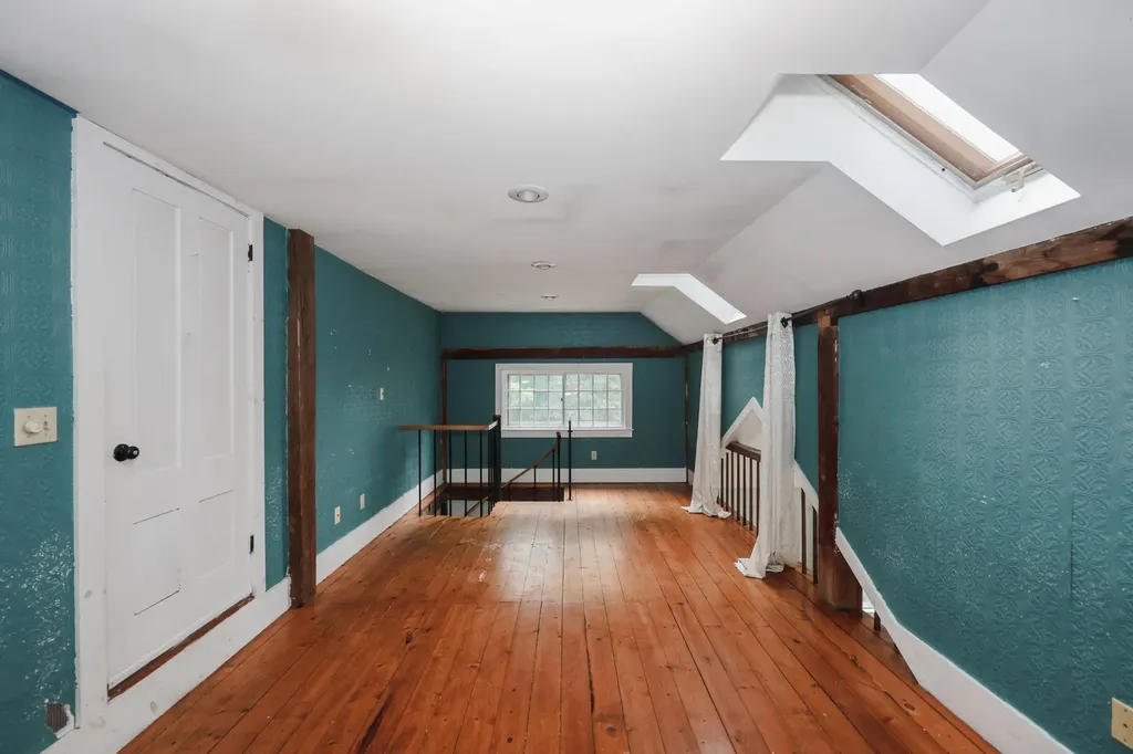 3 Depot Street New Boston NH 03070
