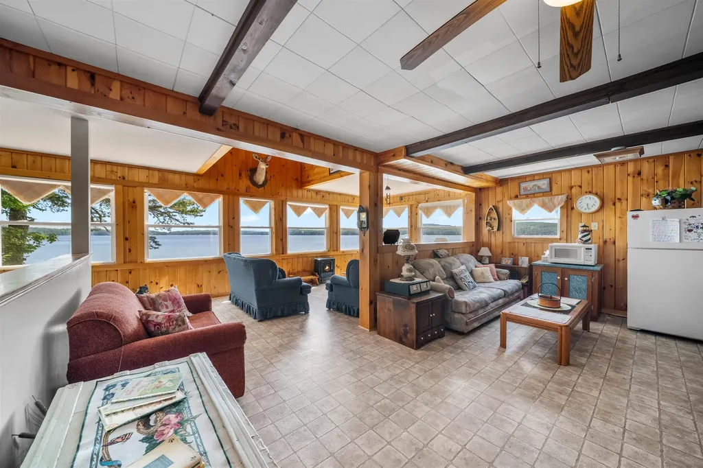 585 Wansor Road Wakefield NH 03830