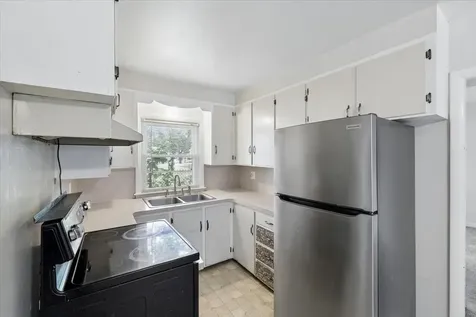 7-9 Harbor Court Nashua NH 03060