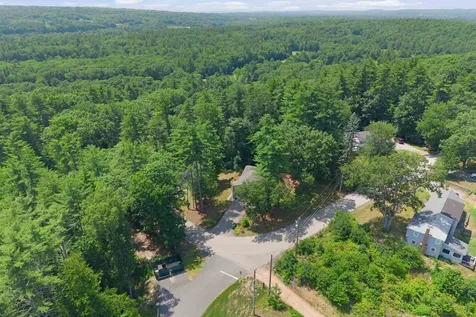 480 Woodlawn Ridge Road Pembroke NH 03275