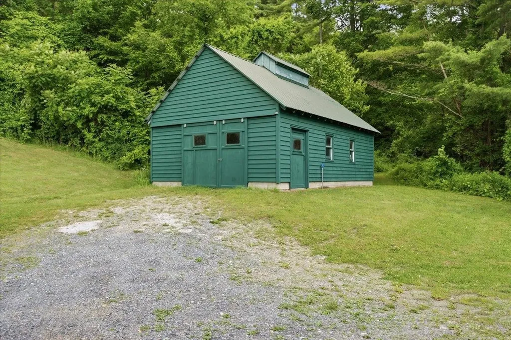 405 Old West Road Arlington VT 05250