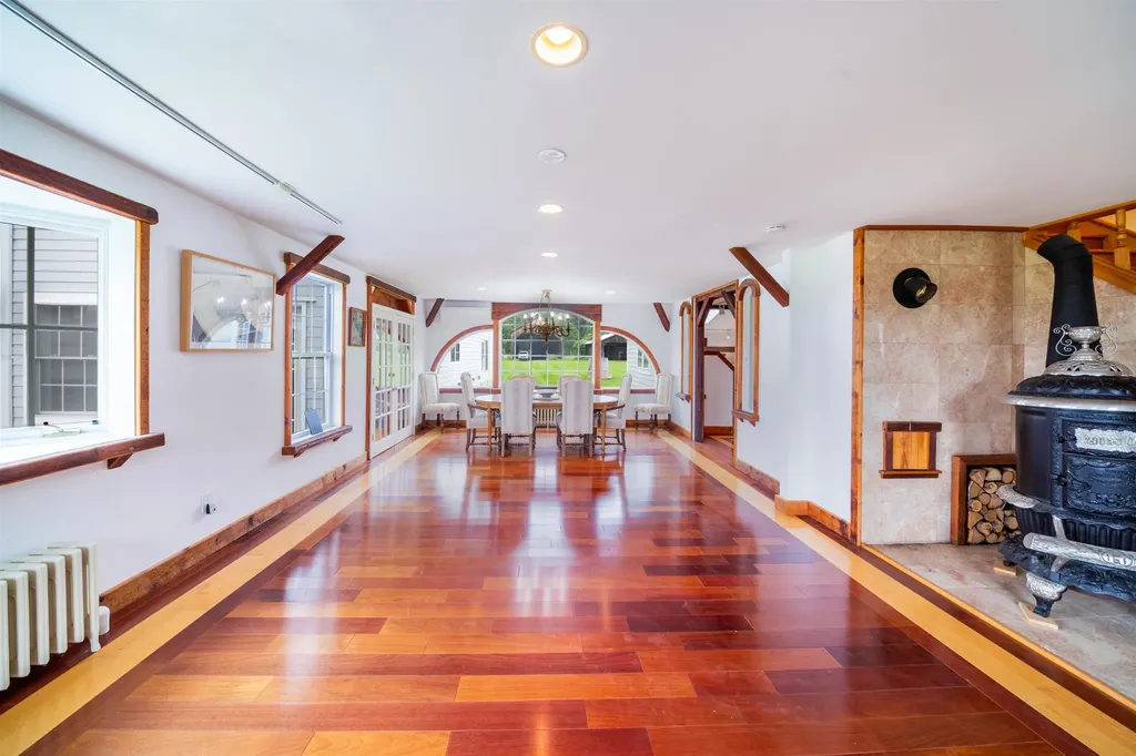957 Pleasant Valley Road Benson VT 05743