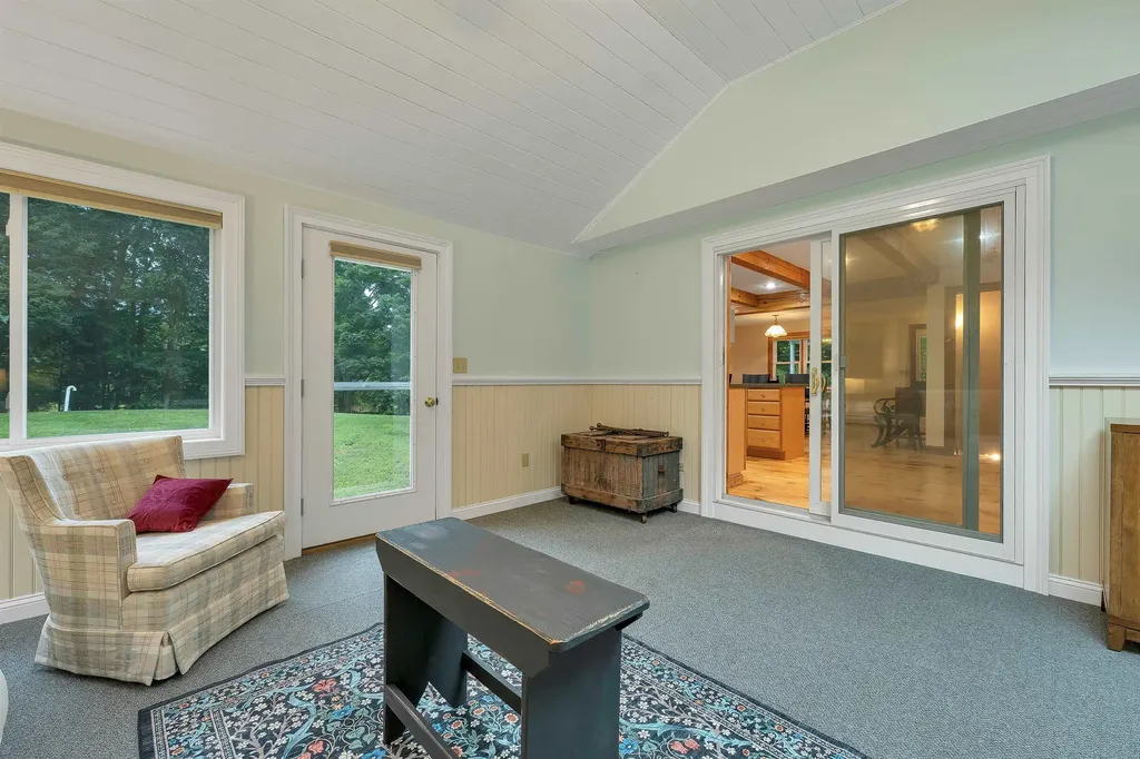 82 New Road Newmarket NH 03857