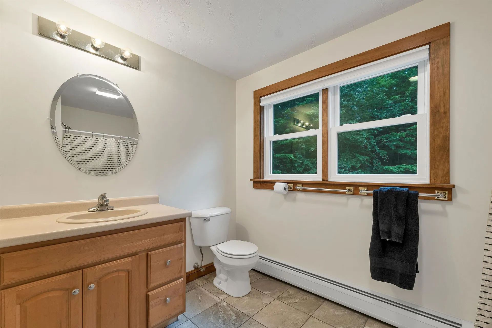 82 New Road Newmarket NH 03857