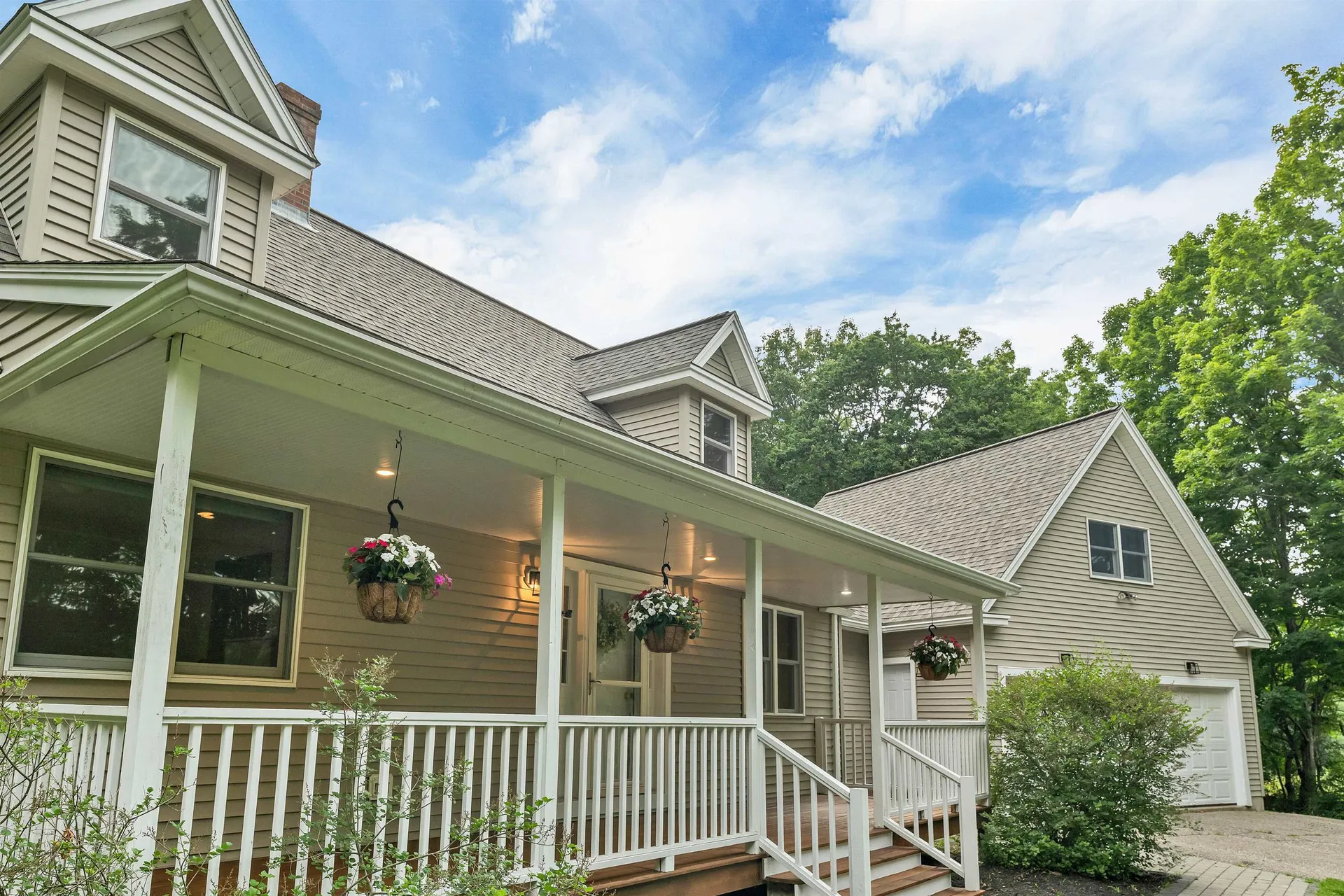 82 New Road Newmarket NH 03857