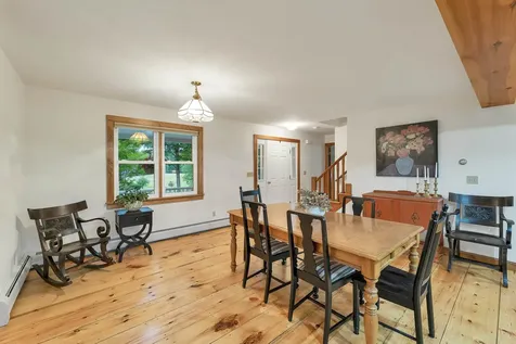 82 New Road Newmarket NH 03857