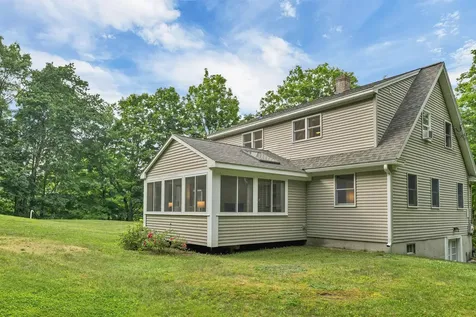 82 New Road Newmarket NH 03857
