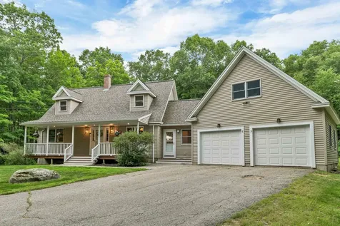 82 New Road Newmarket NH 03857