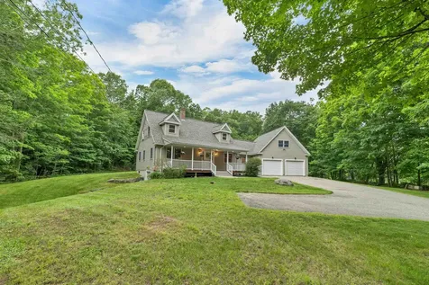 82 New Road Newmarket NH 03857