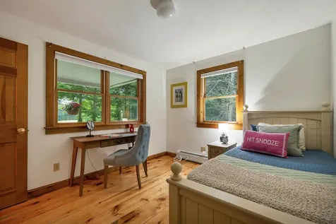 82 New Road Newmarket NH 03857