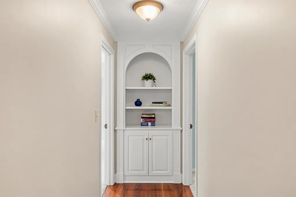 57 Middle Dunstable Road Nashua NH 03062