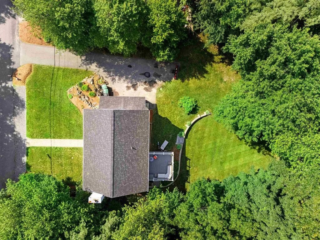 57 Middle Dunstable Road Nashua NH 03062