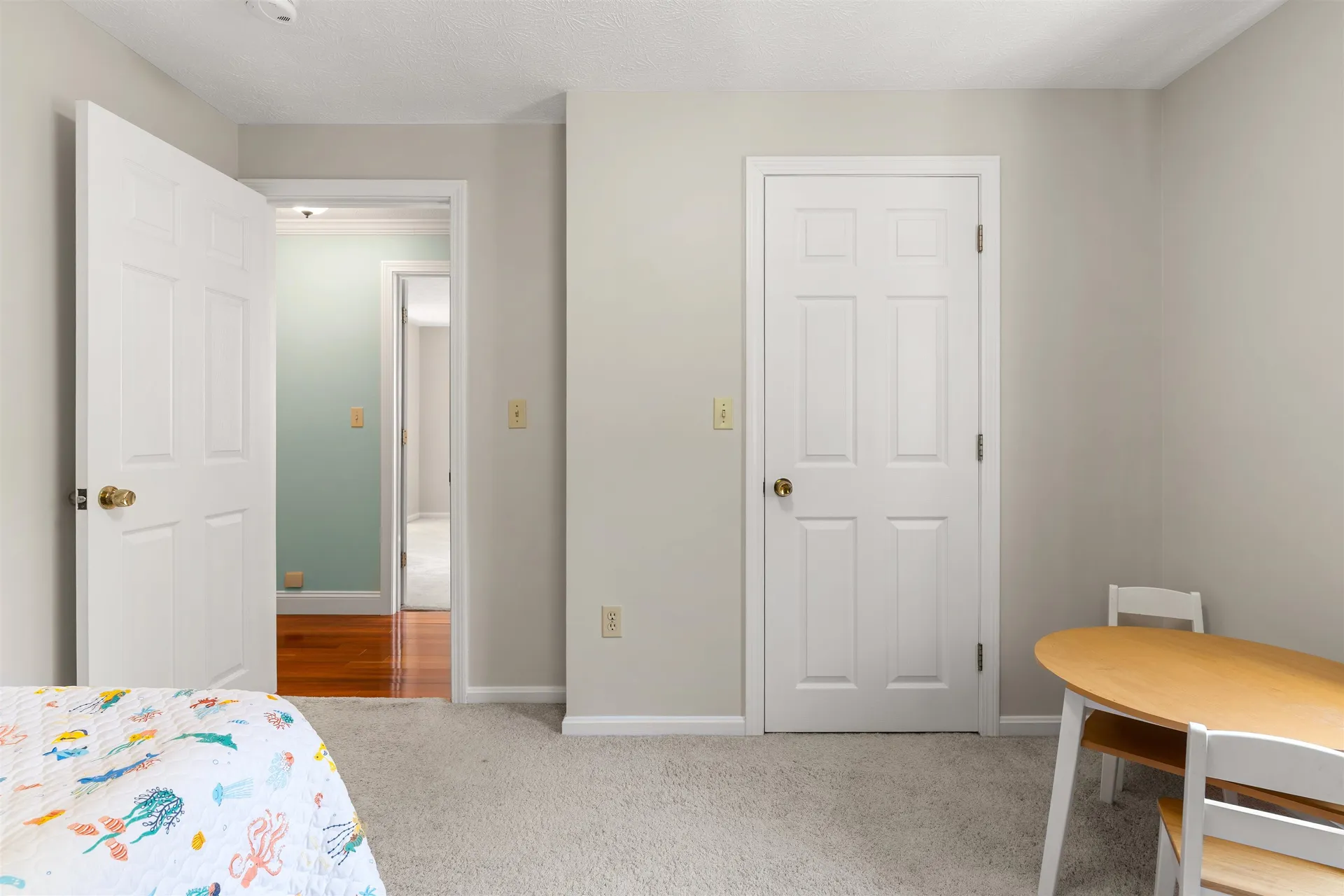 57 Middle Dunstable Road Nashua NH 03062