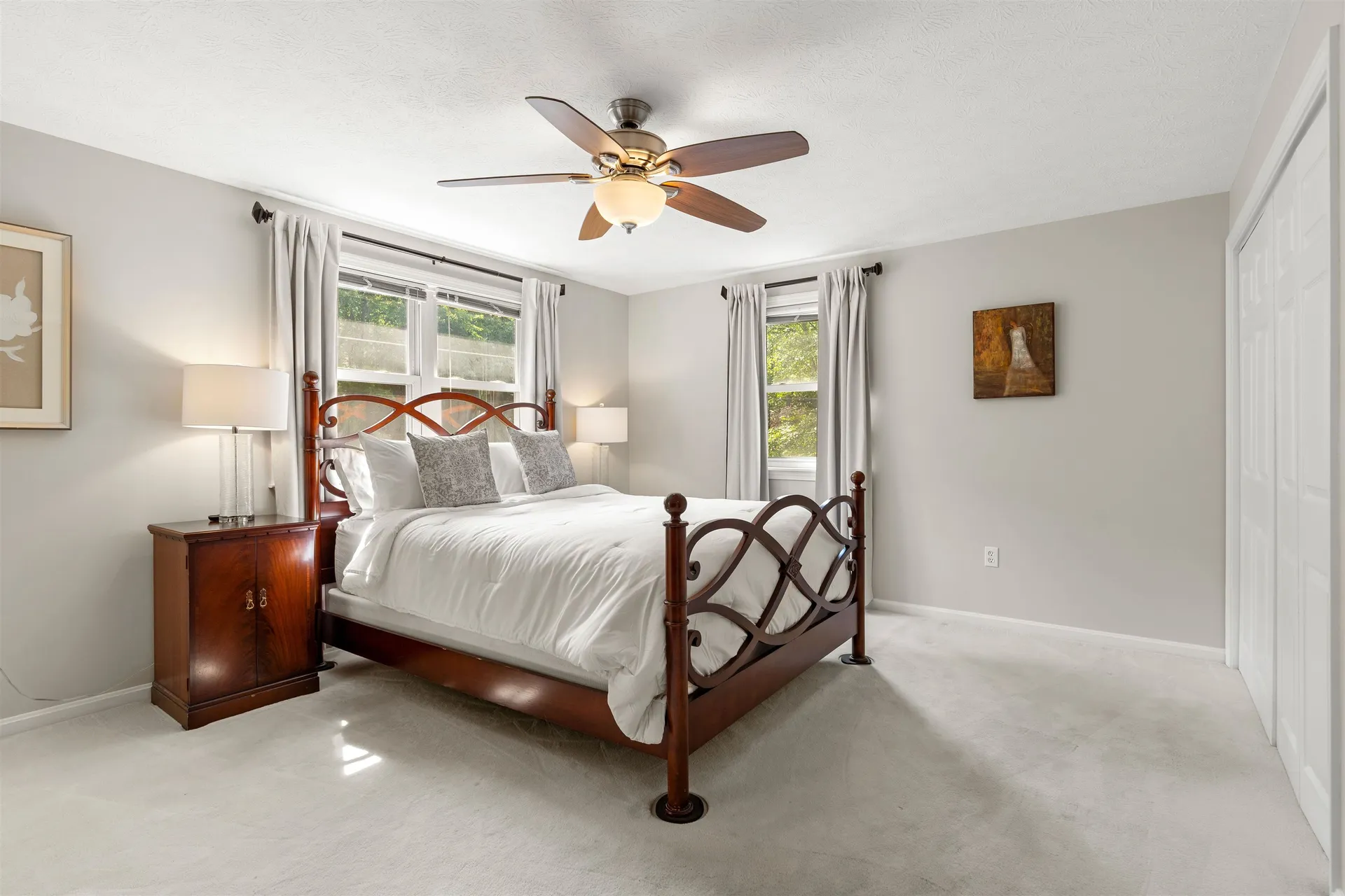 57 Middle Dunstable Road Nashua NH 03062