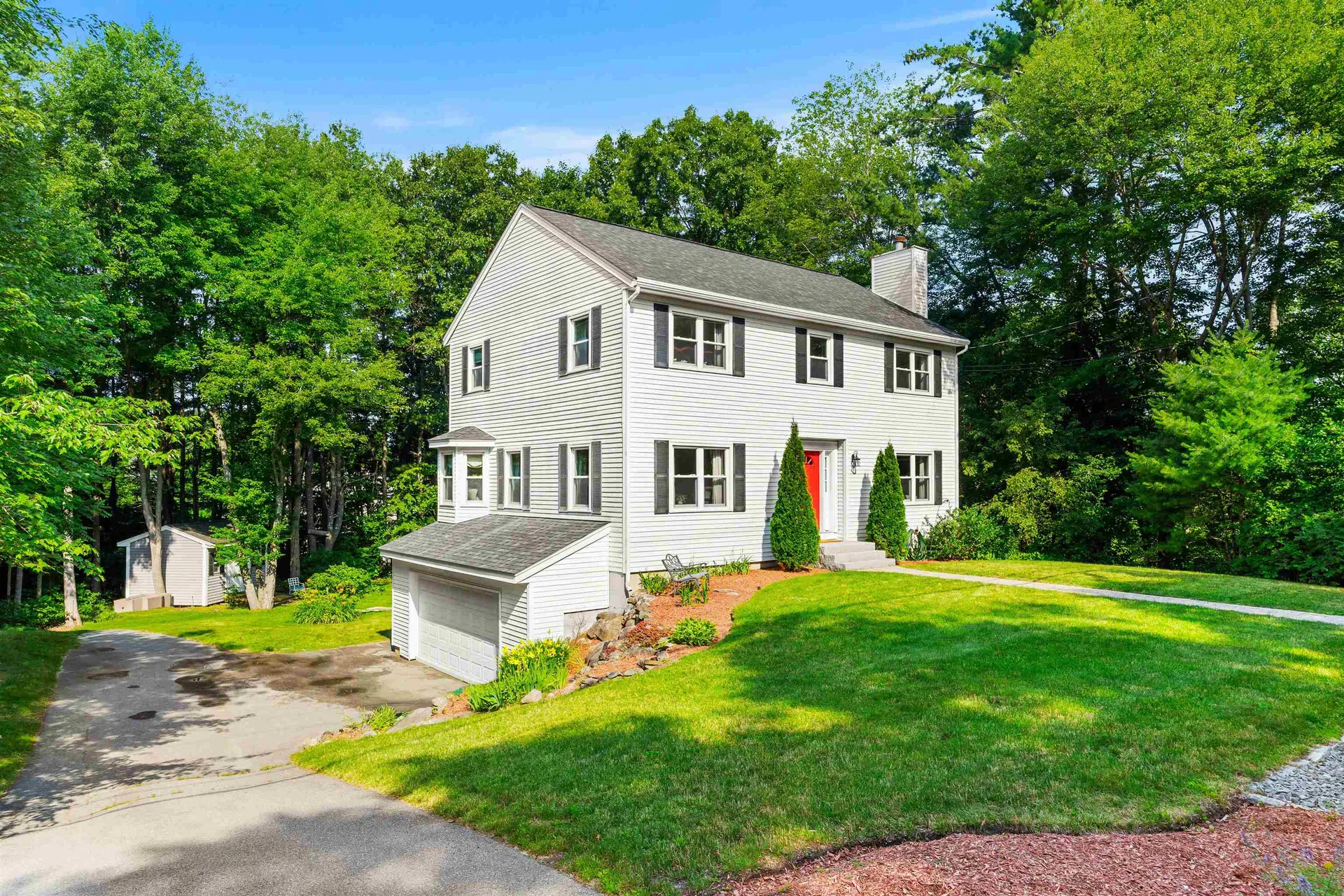 57 Middle Dunstable Road Nashua NH 03062