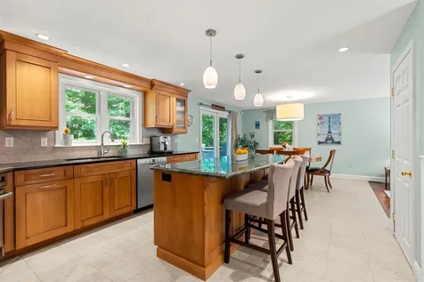 57 Middle Dunstable Road Nashua NH 03062