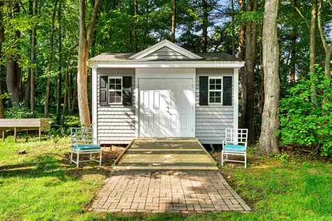 57 Middle Dunstable Road Nashua NH 03062
