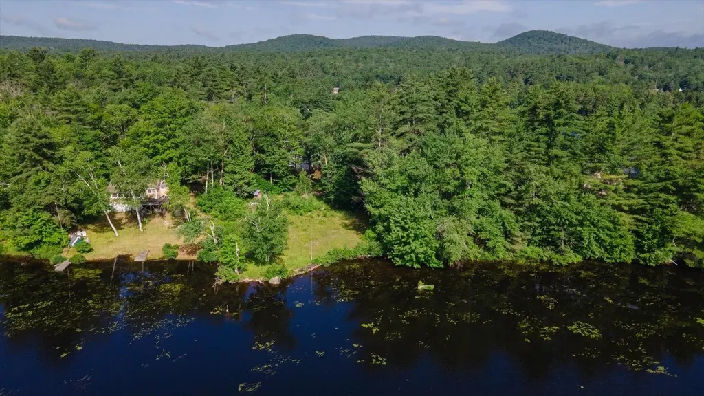 52 Penny Lane Stoddard NH 03464