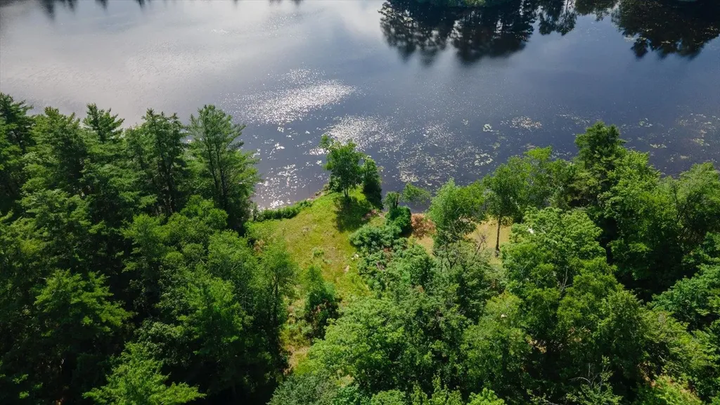 52 Penny Lane Stoddard NH 03464