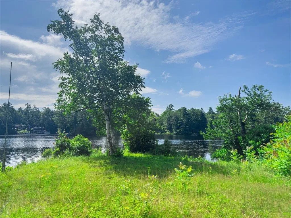 52 Penny Lane Stoddard NH 03464