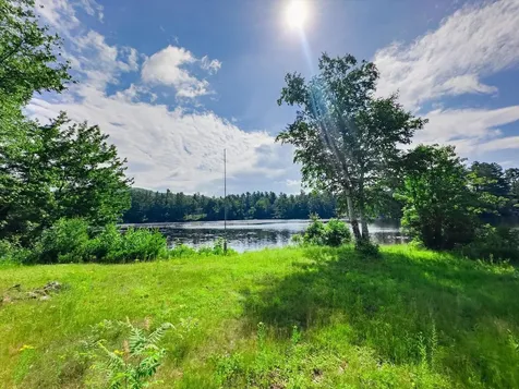 52 Penny Lane Stoddard NH 03464