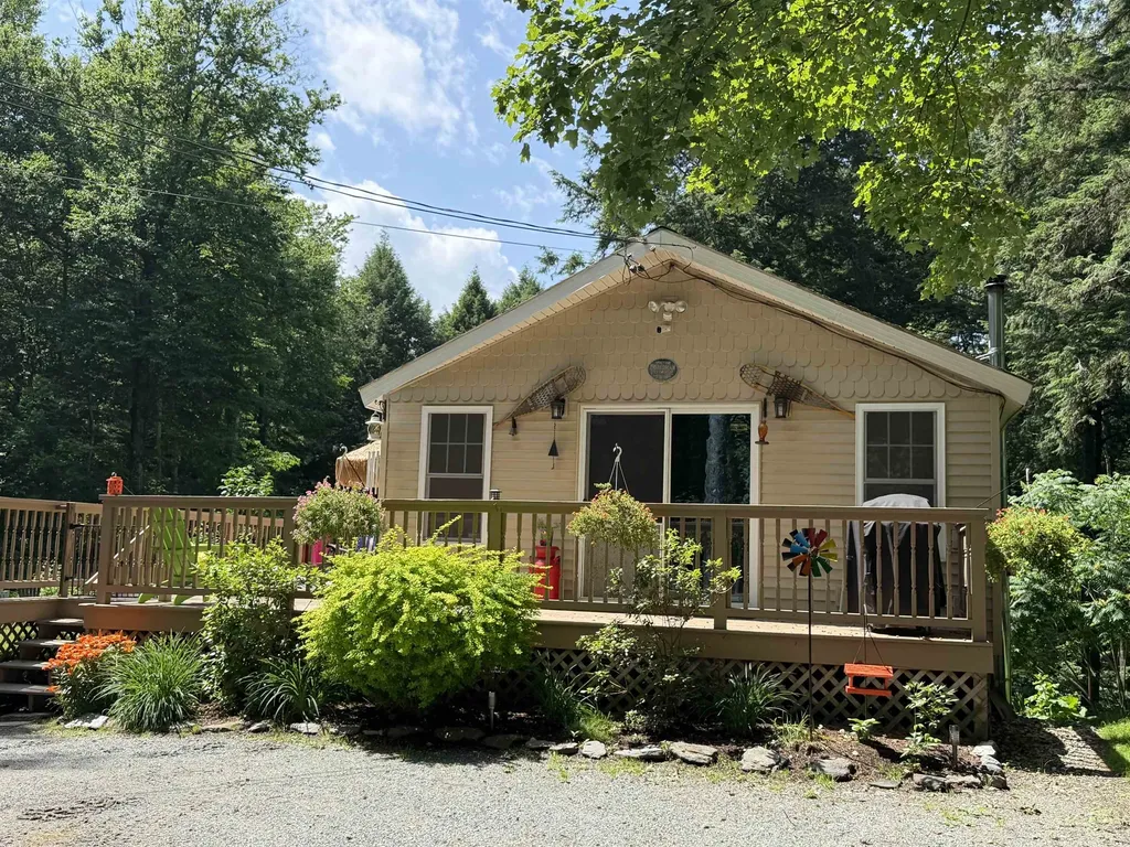 66 Murphy Drive Hubbardton VT 05732