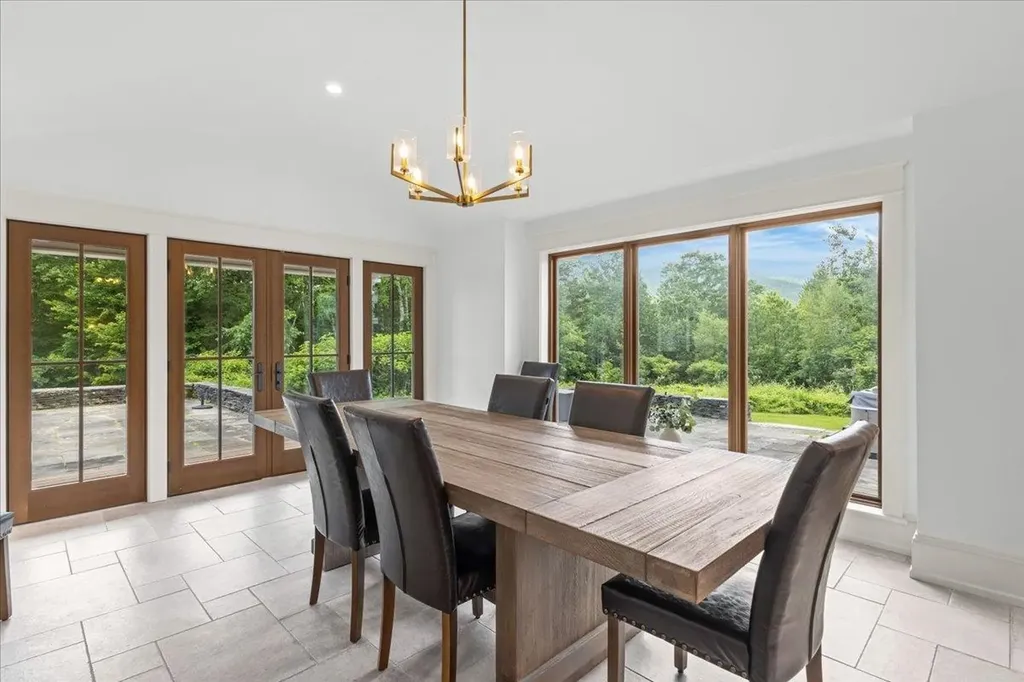 235 Lower Sanborn Road Stowe VT 05672