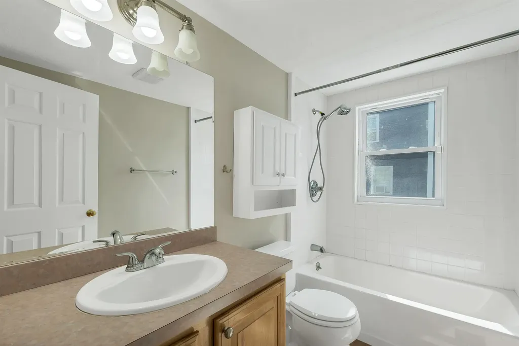 273 Maplewood Avenue Portsmouth NH 03801