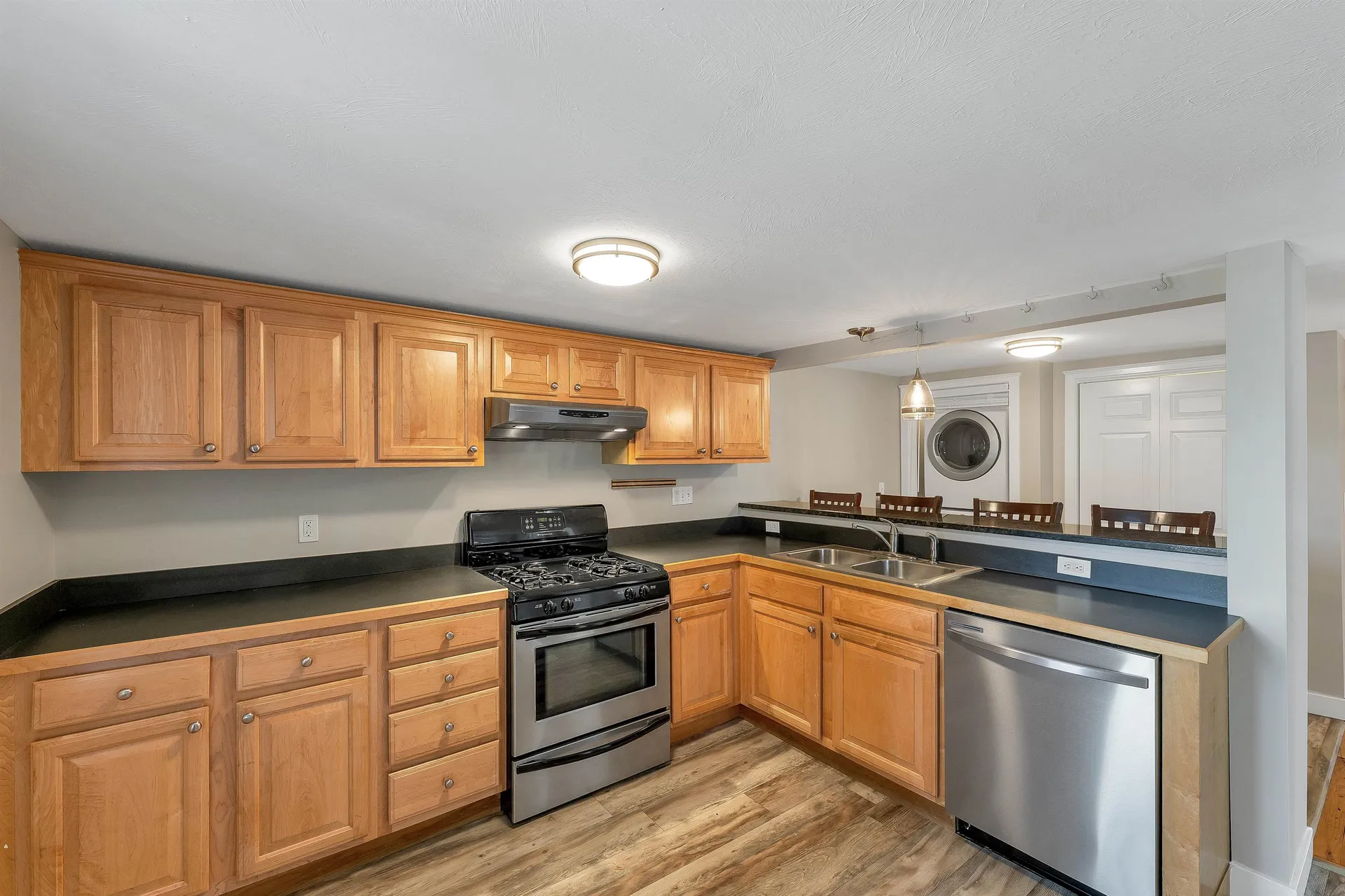 273 Maplewood Avenue Portsmouth NH 03801