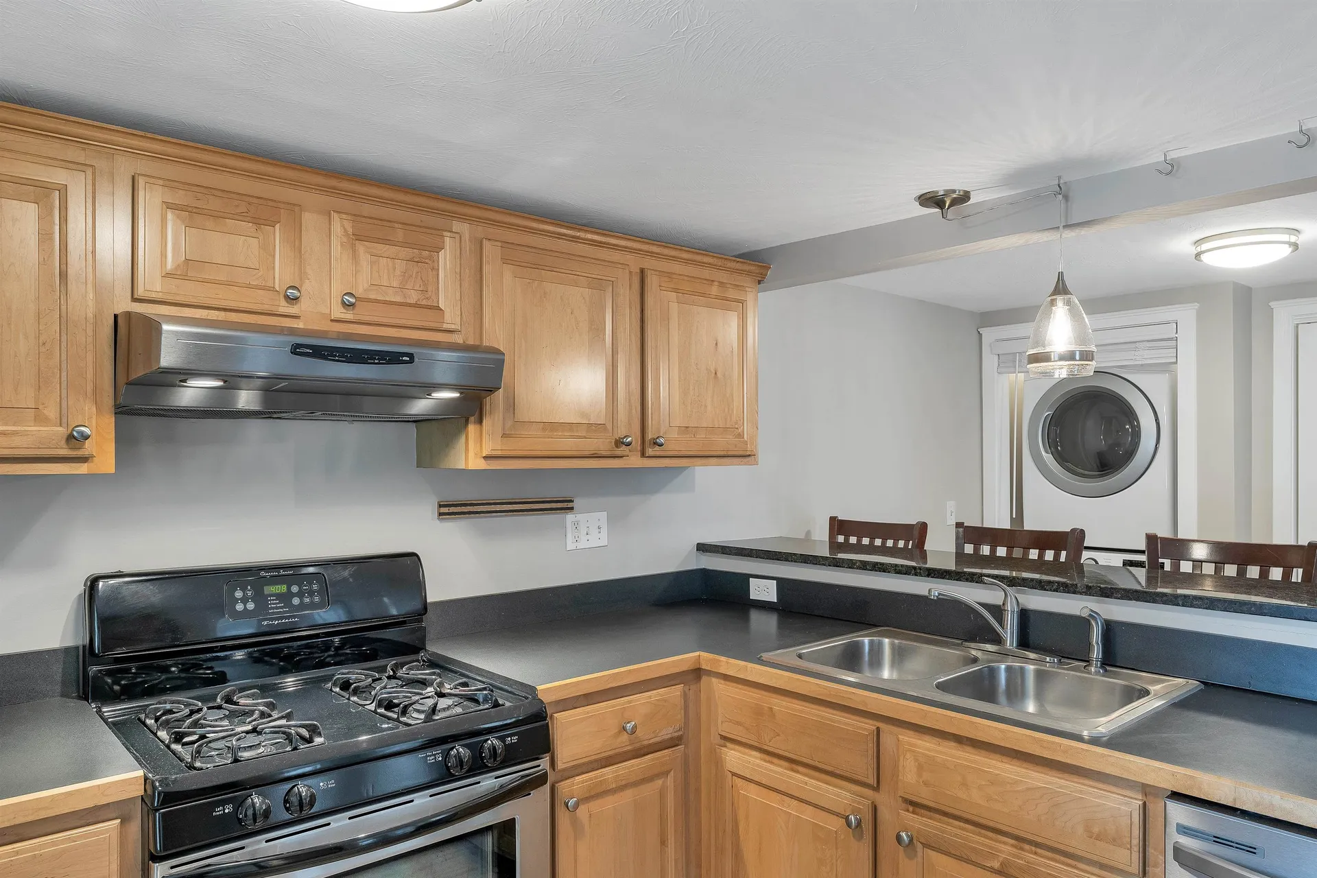 273 Maplewood Avenue Portsmouth NH 03801