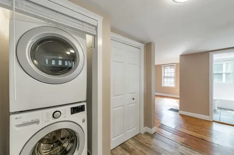 273 Maplewood Avenue Portsmouth NH 03801