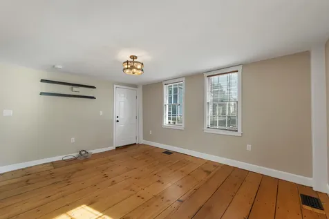 273 Maplewood Avenue Portsmouth NH 03801