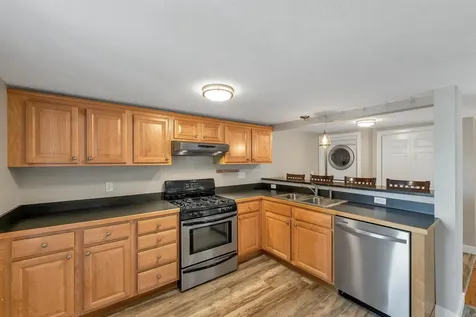 273 Maplewood Avenue Portsmouth NH 03801