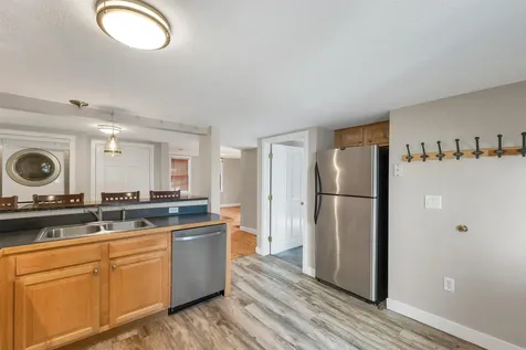 273 Maplewood Avenue Portsmouth NH 03801