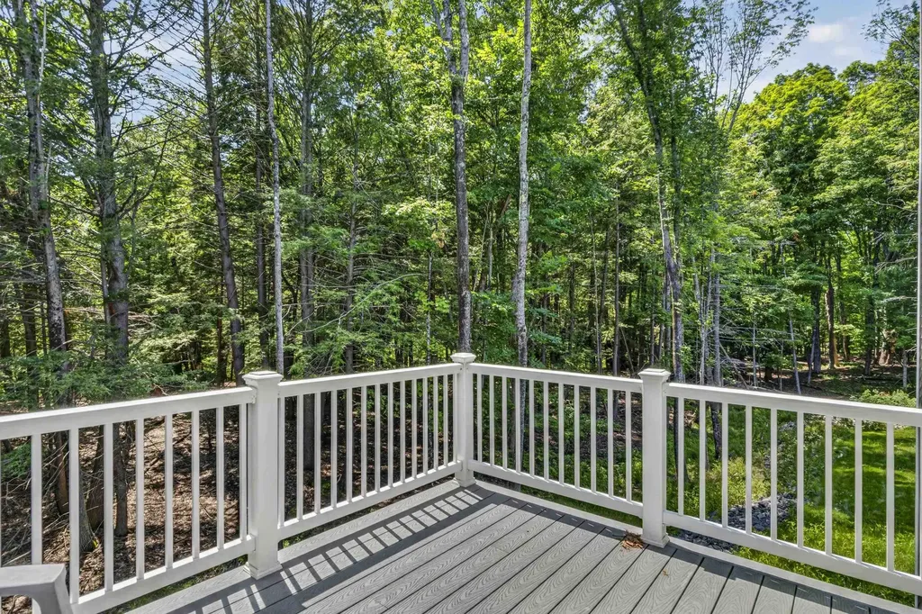 14 Porch Light Drive Dover NH 03820