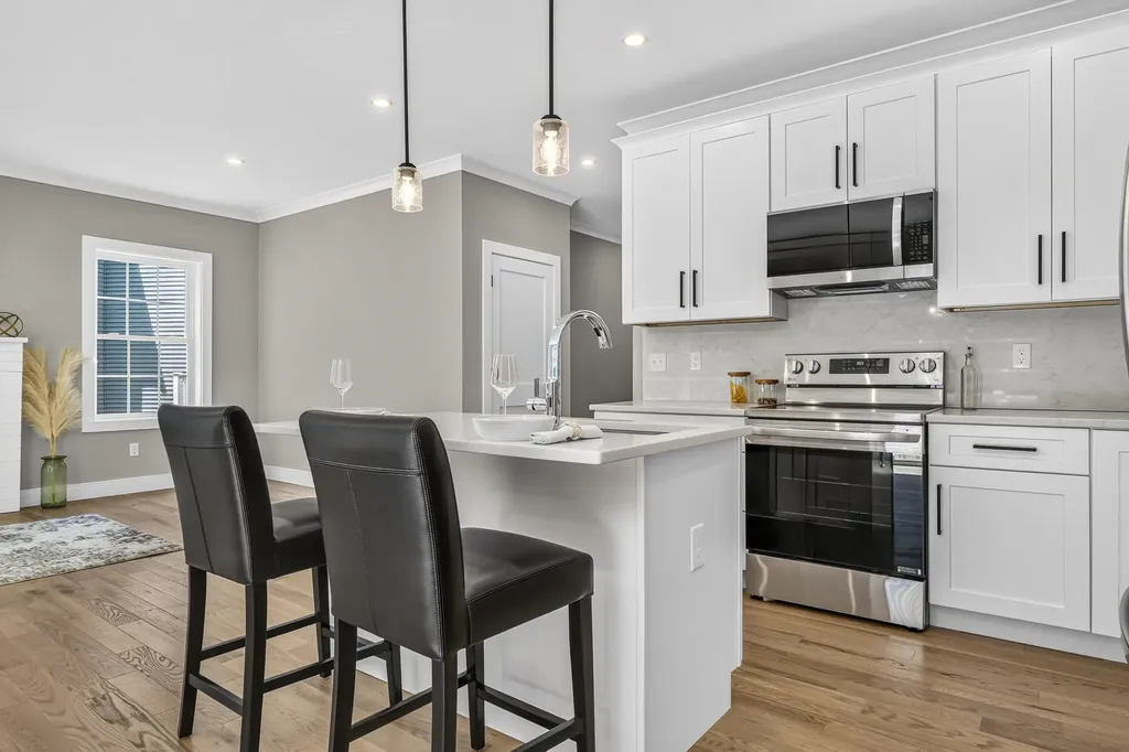 14 Porch Light Drive Dover NH 03820