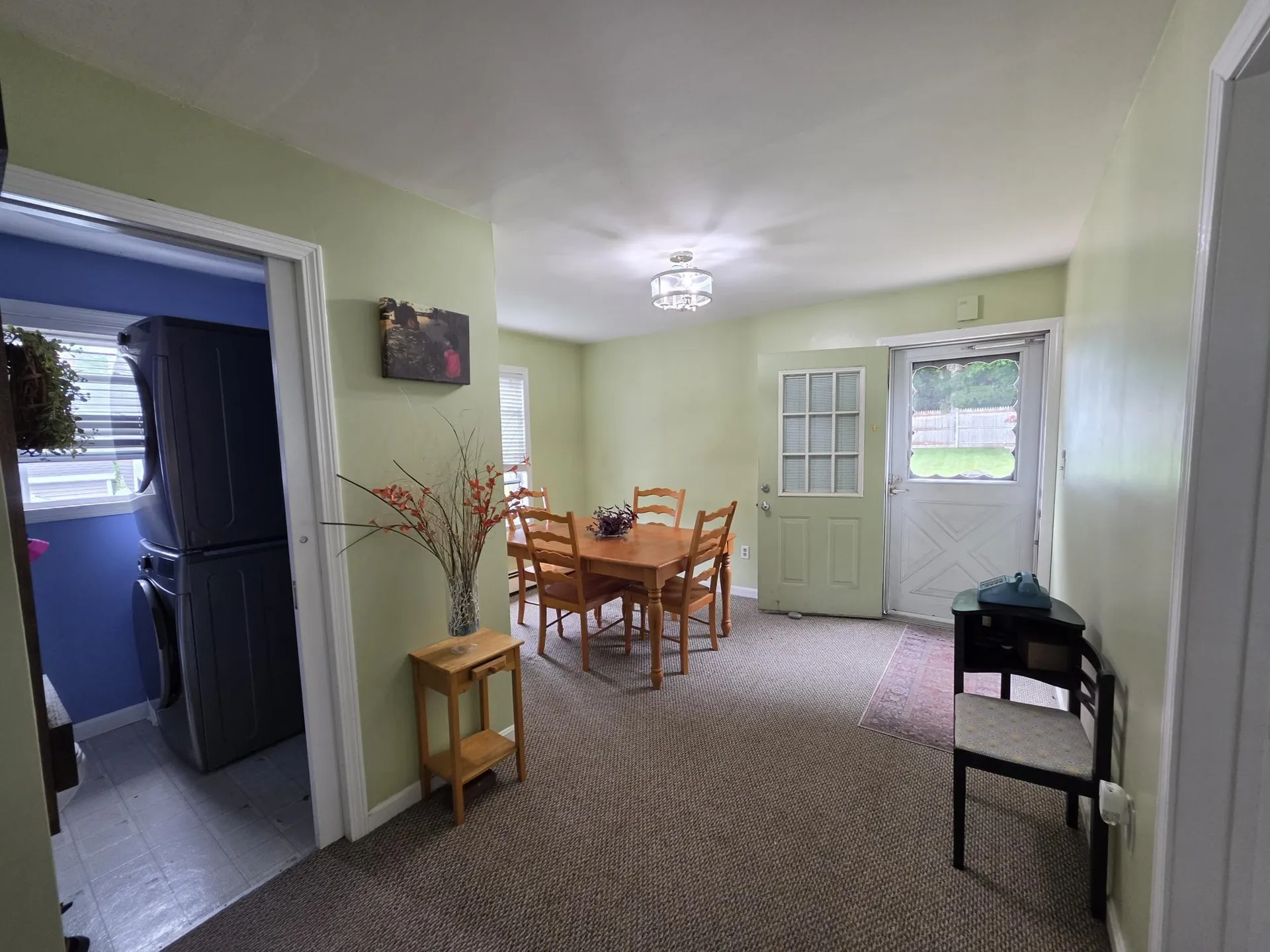35 Water Street Epping NH 03042